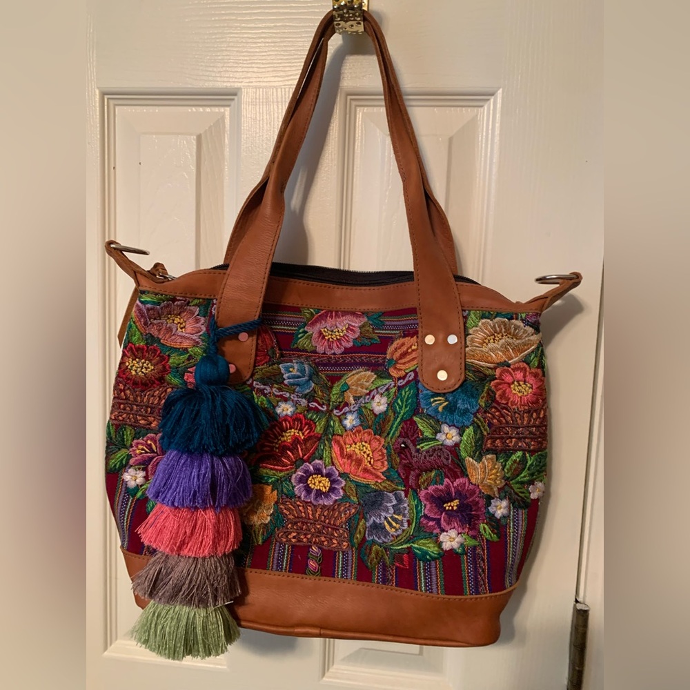 Floral Embroidered Tote Bag - Multicolor
